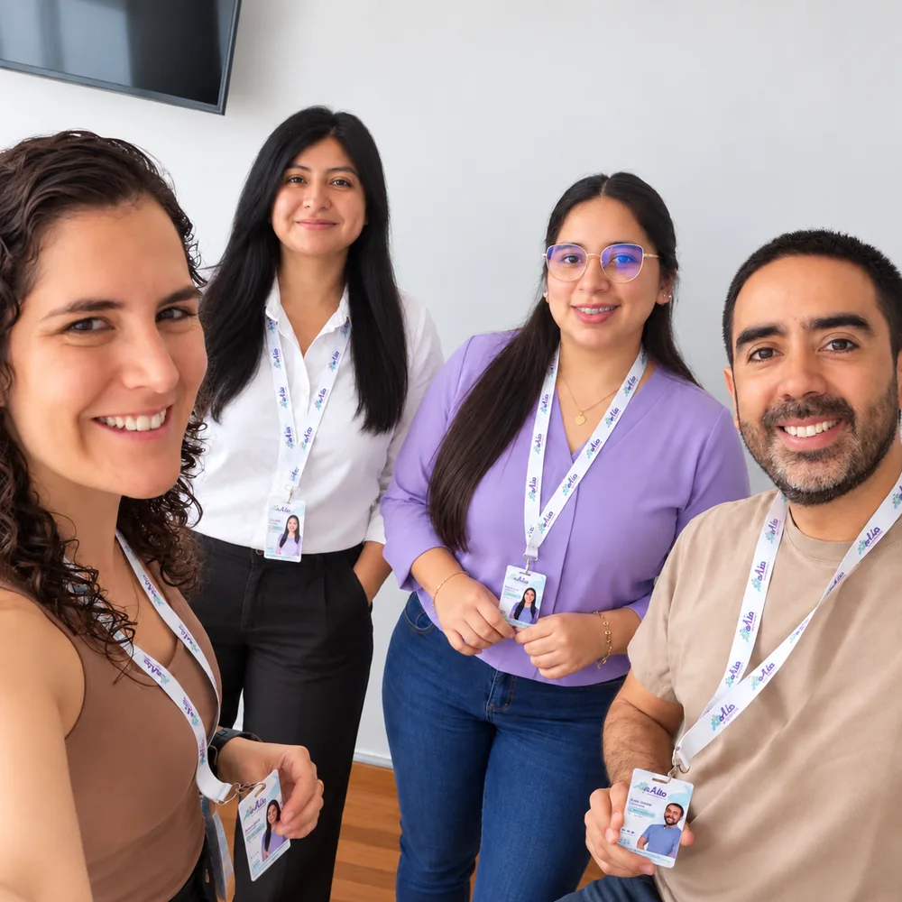 El equipo de Alía: Melissa, Giannela, Verónica y Juan Pablo